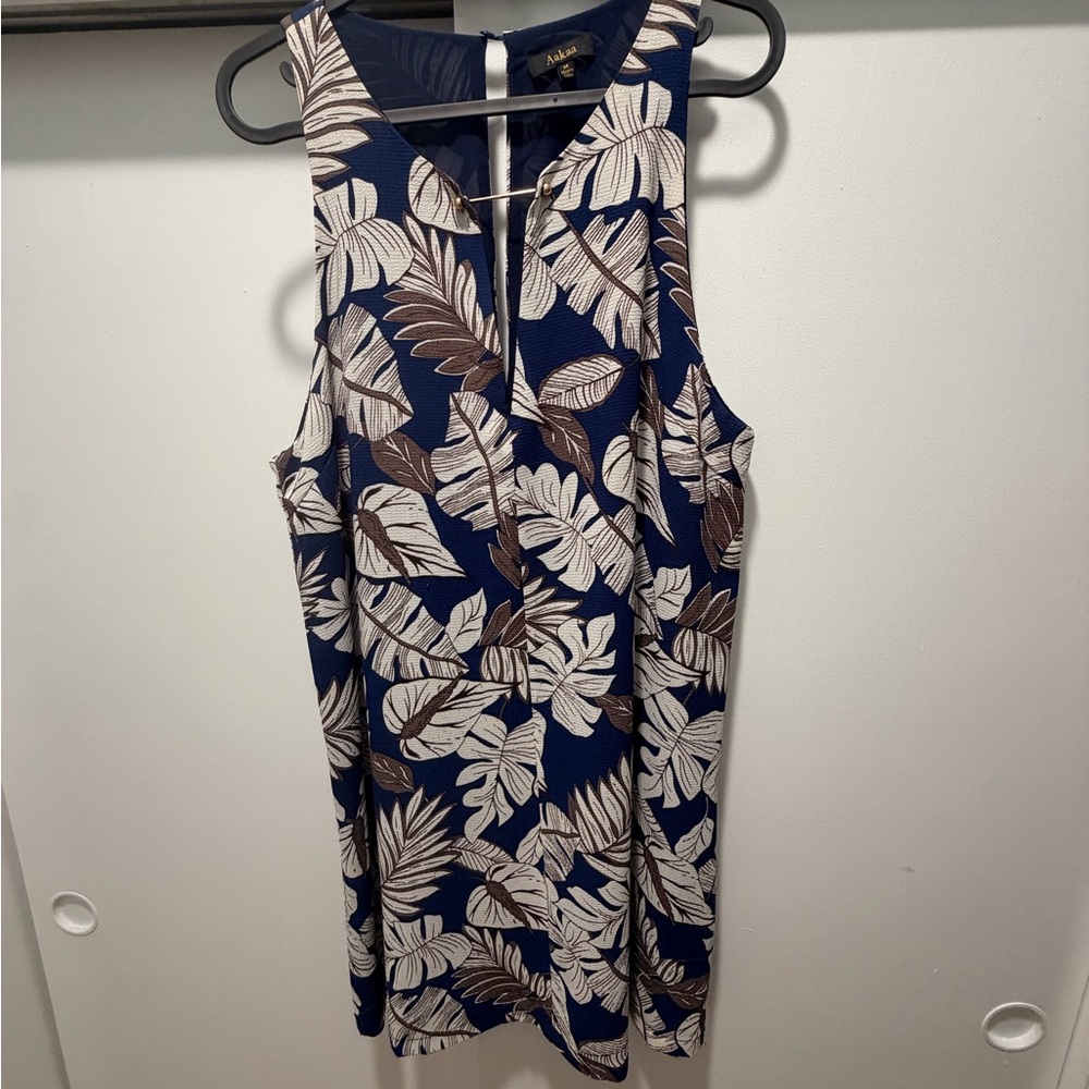 Aakaa Blue and White Tropical Sleeveless Blouse